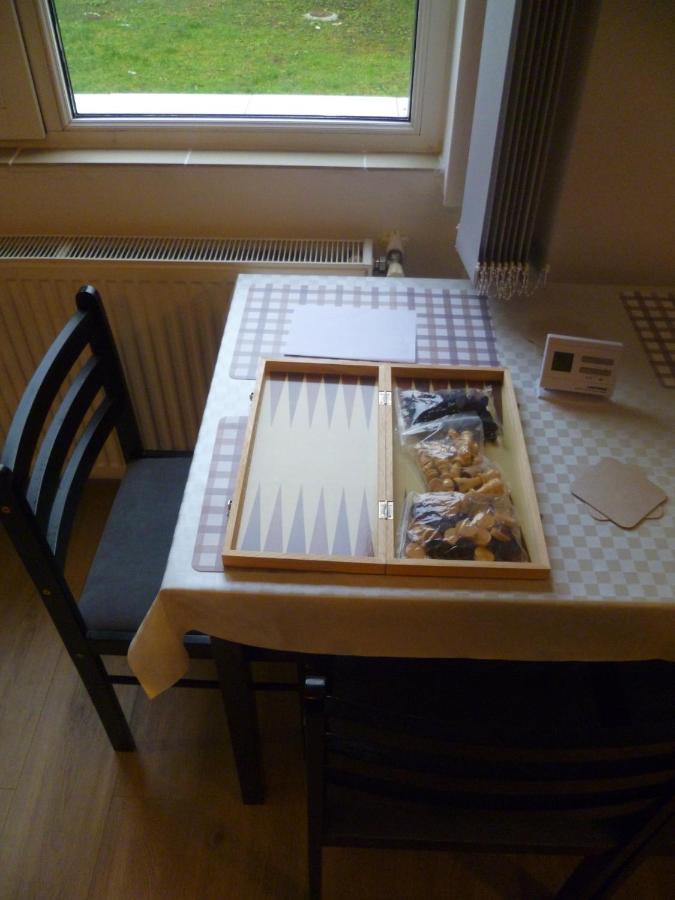 Romanilor - Studio First Floor Дева Экстерьер фото