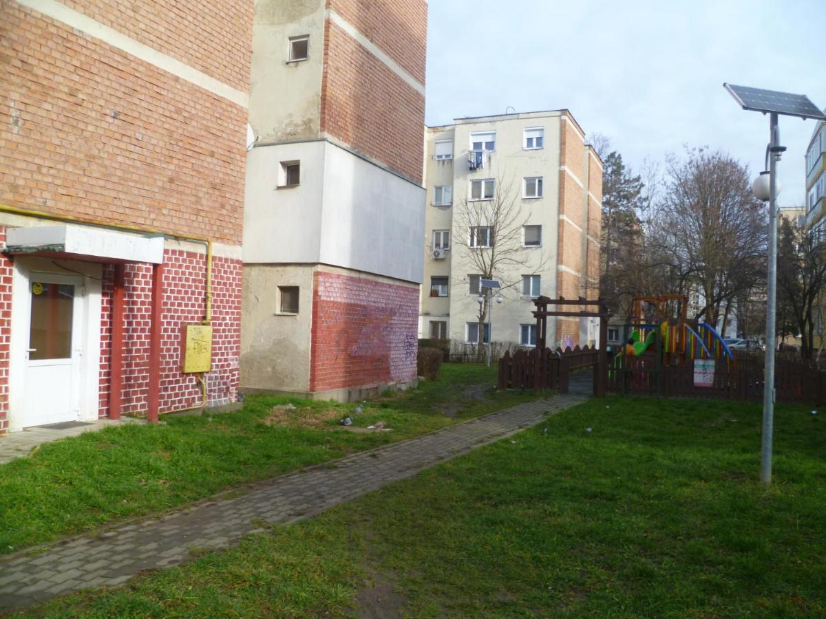 Romanilor - Studio First Floor Дева Экстерьер фото